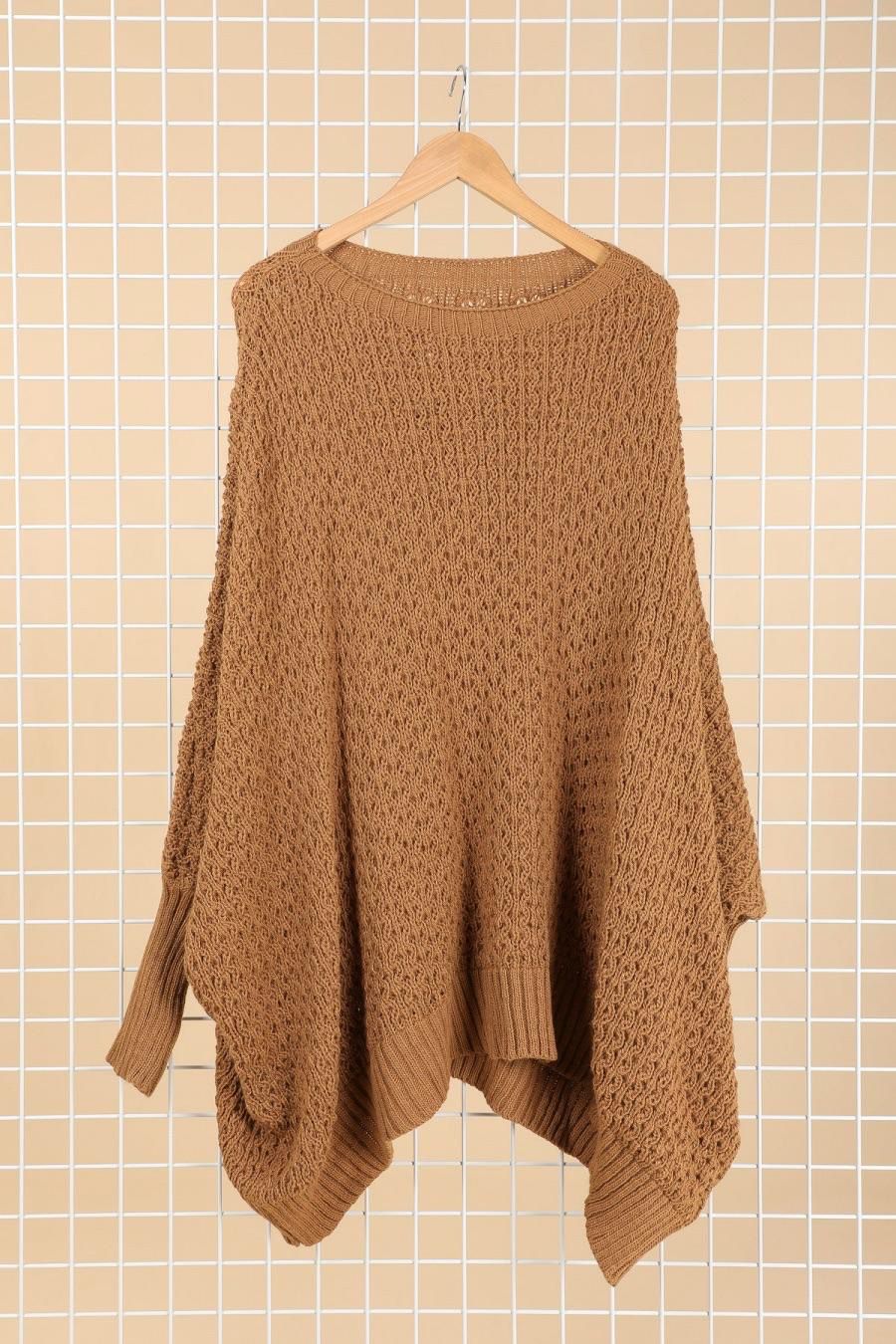 Curvy Pullover Poncho Oversize